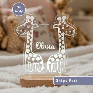 Giraffe Custom Name Light • Personalized LED Cloud Decor • Baby Gift